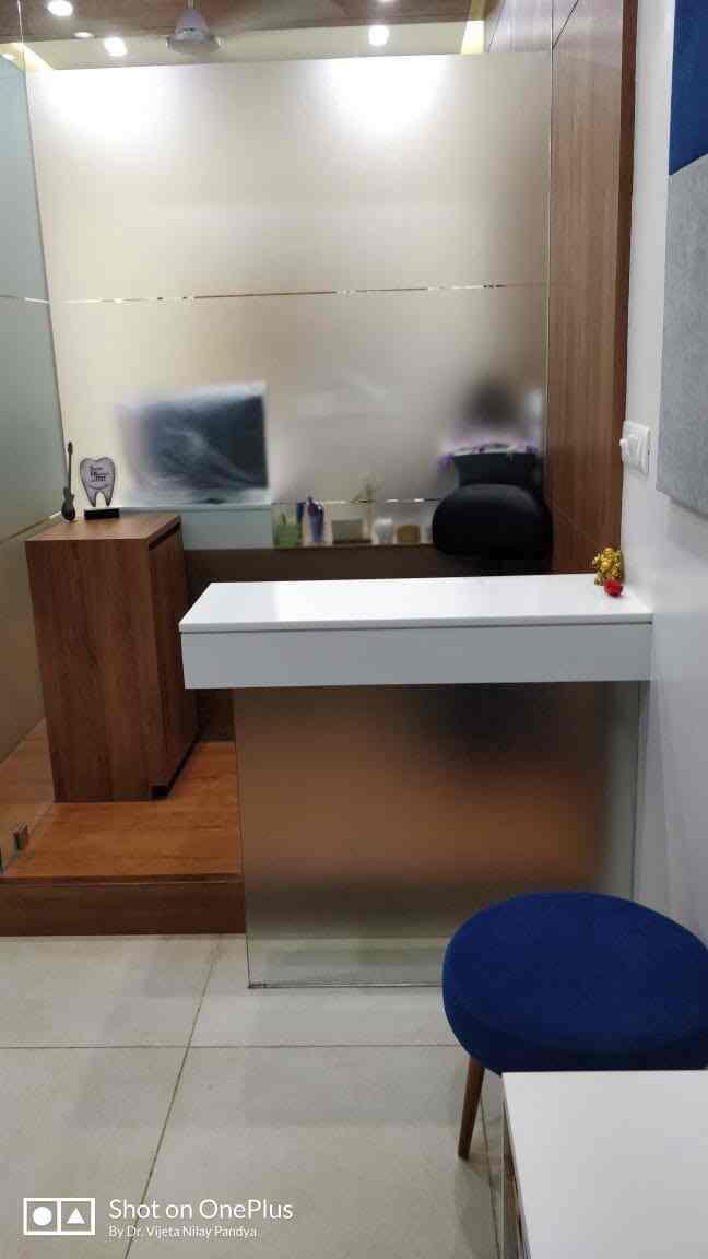 Reception Desk
